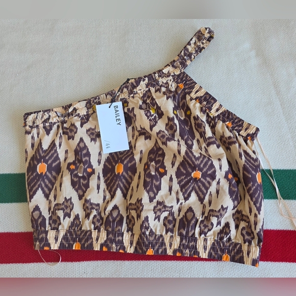 Bailey 44 Tops - Bailey 44 One-Shoulder Aztec Print Crop Top w Elasticized Hem & Strap NWT S Med